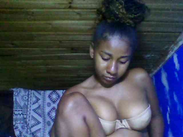 Raharisexy webcam