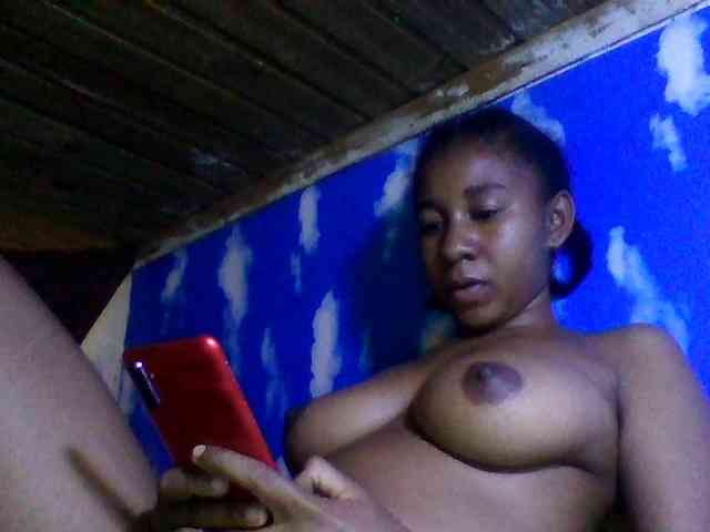 Raharisexy webcam