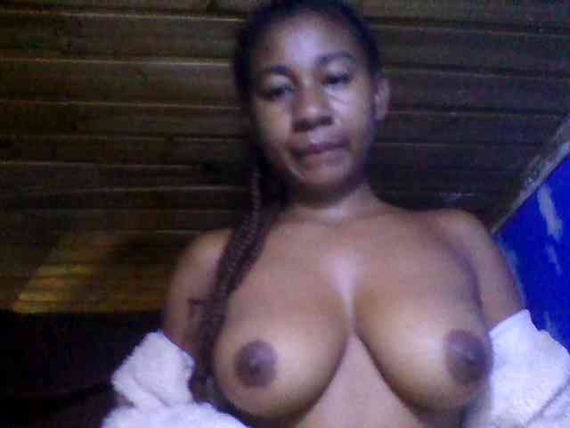 Raharisexy webcam