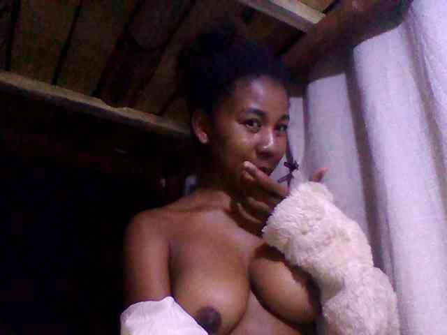 Raharisexy webcam