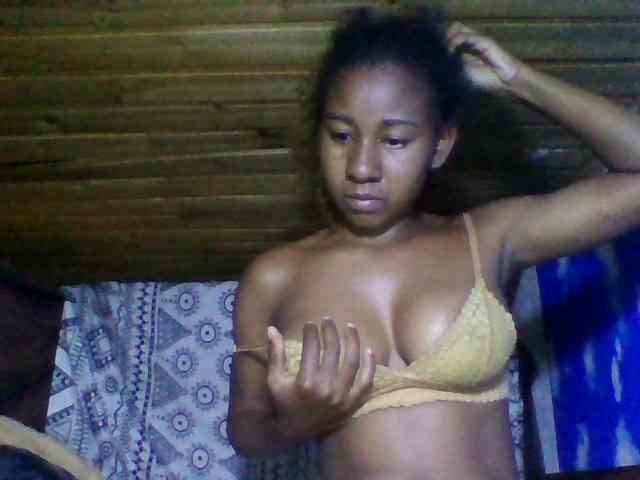 Raharisexy webcam