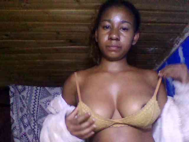 Raharisexy webcam