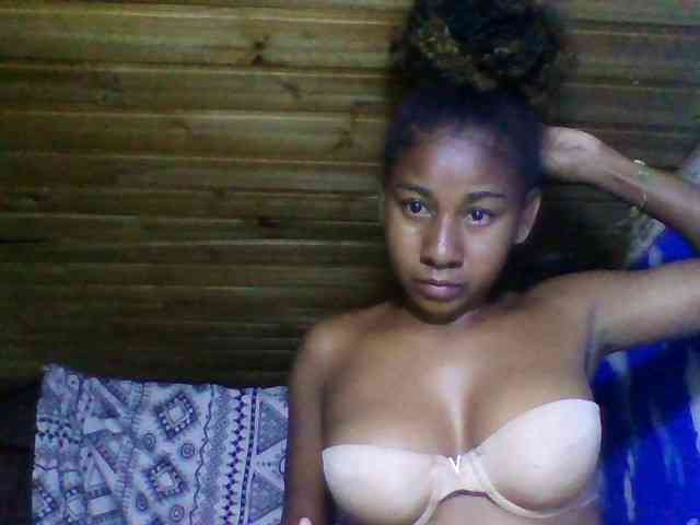 Raharisexy webcam
