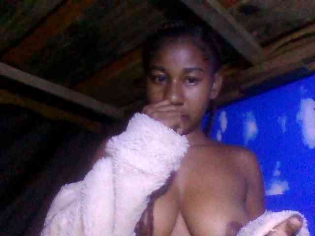Raharisexy webcam