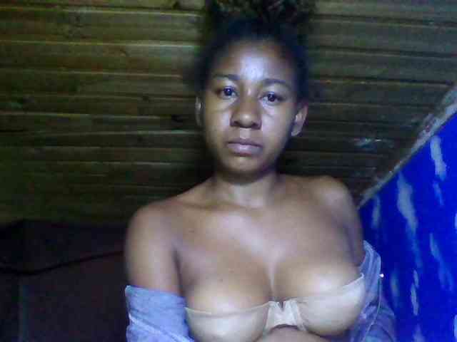 Raharisexy webcam