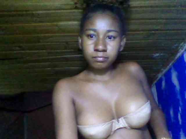 Raharisexy webcam