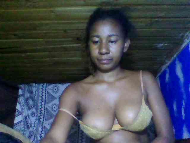 Raharisexy webcam