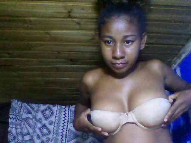 Raharisexy webcam