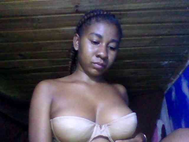 Raharisexy webcam