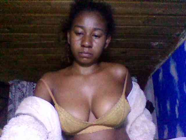 Raharisexy webcam