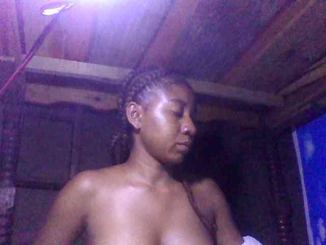 Raharisexy webcam