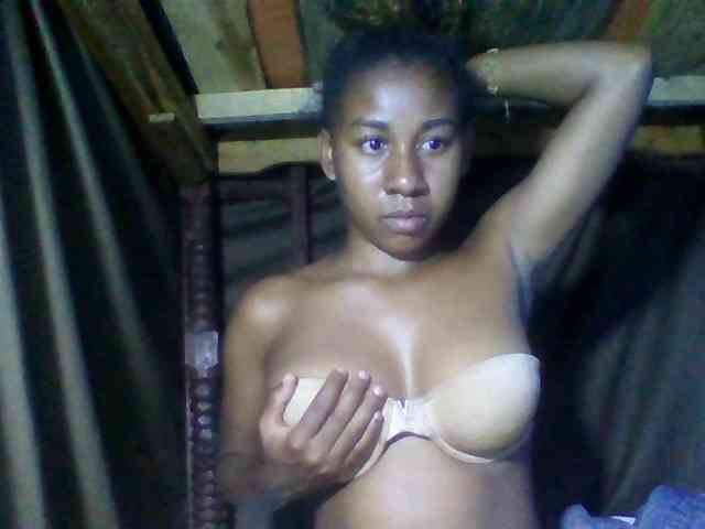 Raharisexy webcam