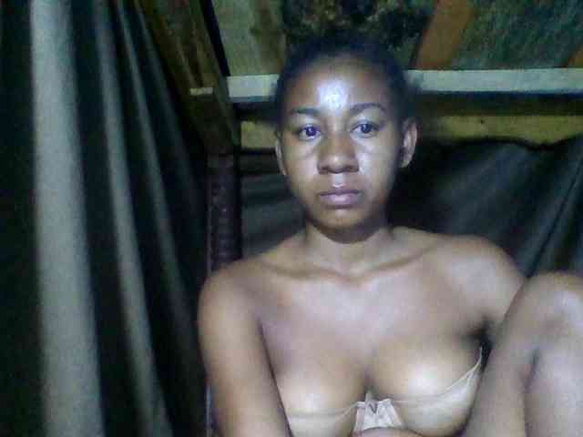 Raharisexy webcam