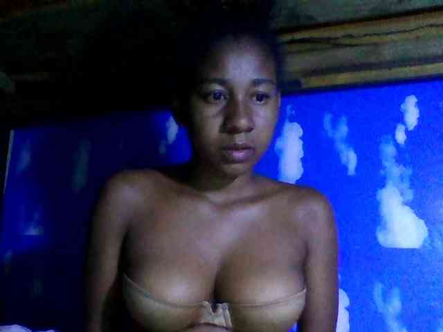Raharisexy webcam