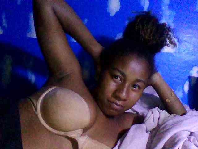 Raharisexy webcam