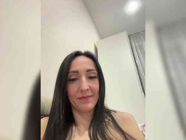 Liya-liya Live Webcam on BongaCams