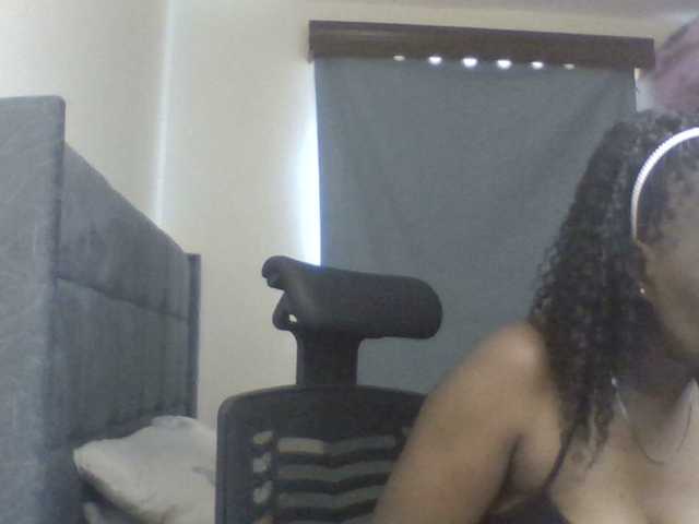 Babygirl5csd's BongaCams show and profile