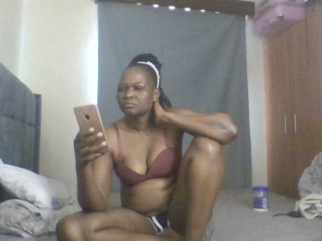 Preview of prettyariah