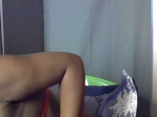 Babygirl5csd's BongaCams show and profile