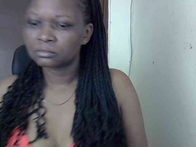 prettyariah webcam