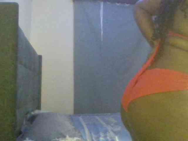 prettyariah webcam