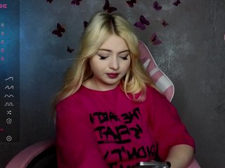 BlondeBond Porn Show
