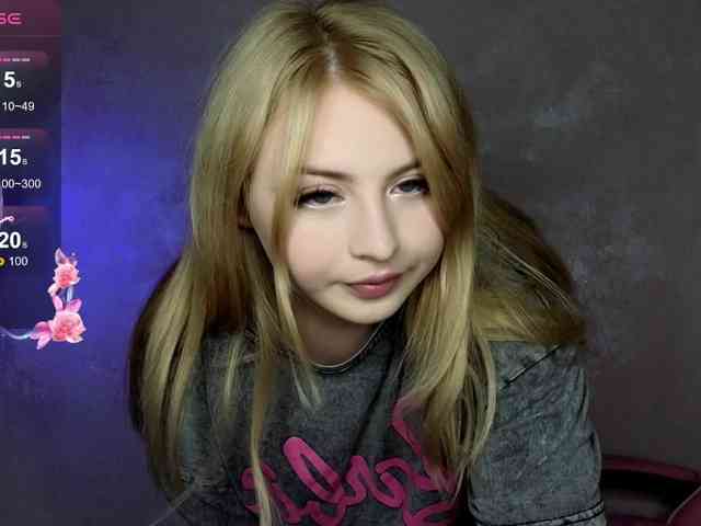 free sex cam live BlondeBond