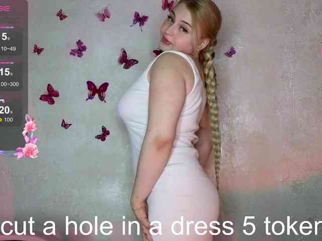 BlondeBond webcam