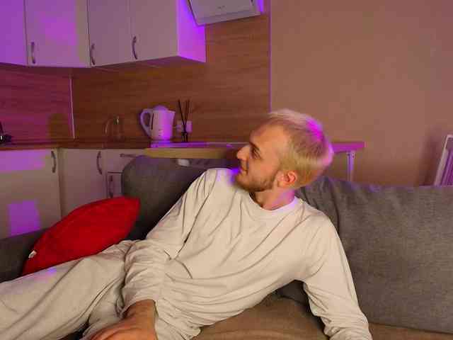 YouSoSweet1 webcam