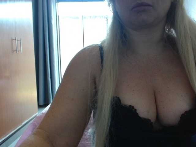 Admire BongaCams's Jussara-Milf Jussara-Milf from BongaCams