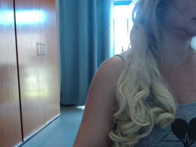 sexymommy77 webcam bongacams model stream image