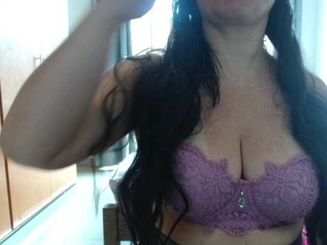 sexymommy77 webcam bongacams model stream image