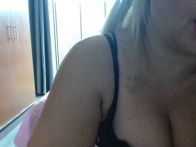 Jussara-Milf from BongaCams