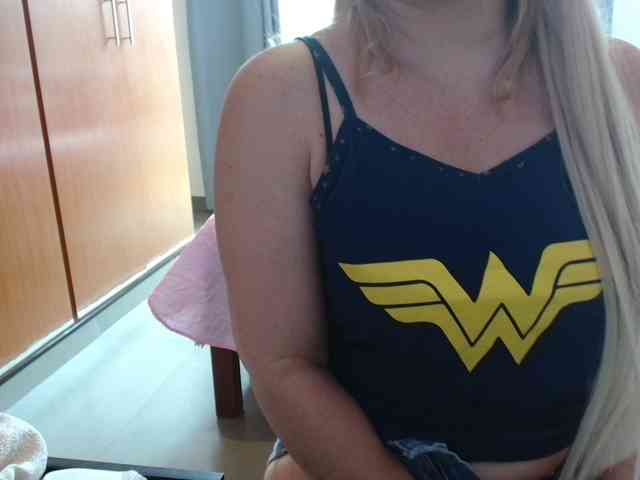 sexymommy77 webcam