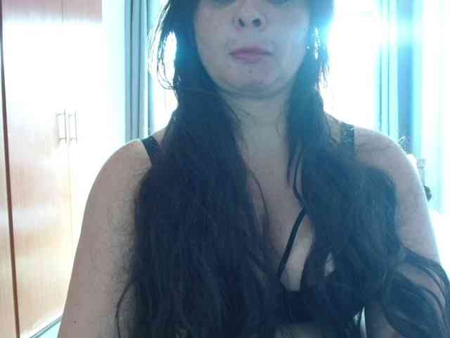 sexymommy77 webcam