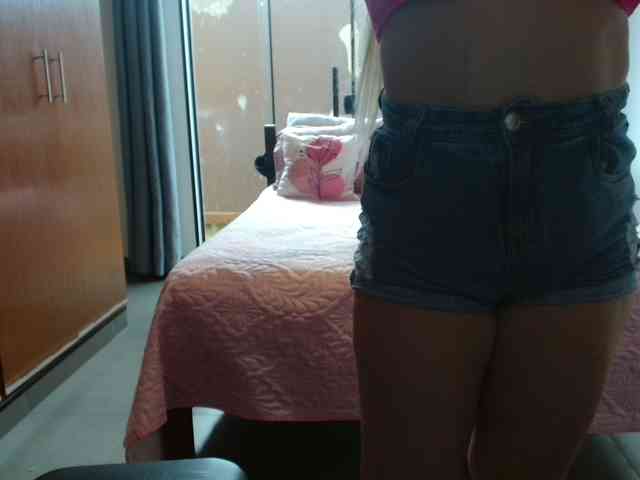sexymommy77 webcam