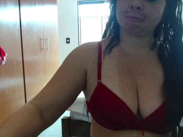 sexymommy77 webcam