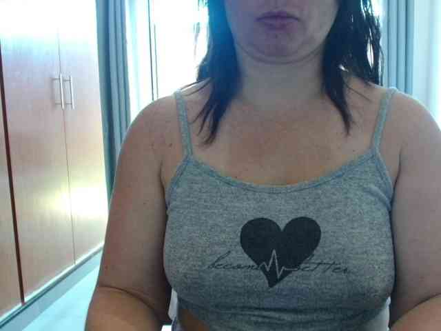 nude amateur webcam Jussara-Milf