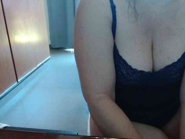 sexymommy77 webcam