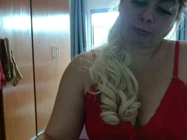 sexymommy77 webcam