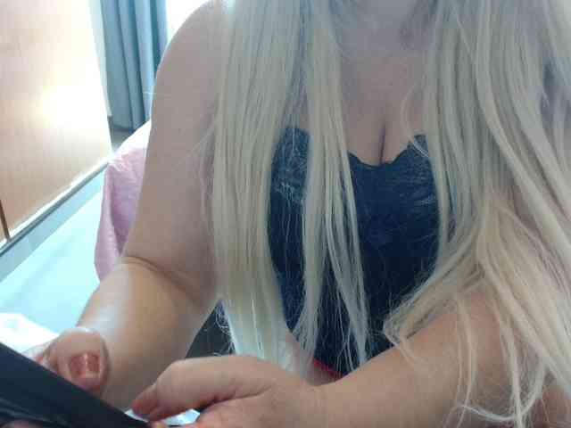 sexymommy77 webcam