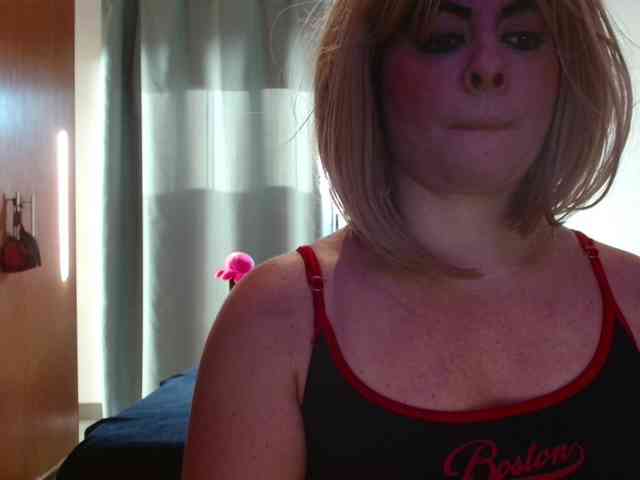 JussaraMilf webcam