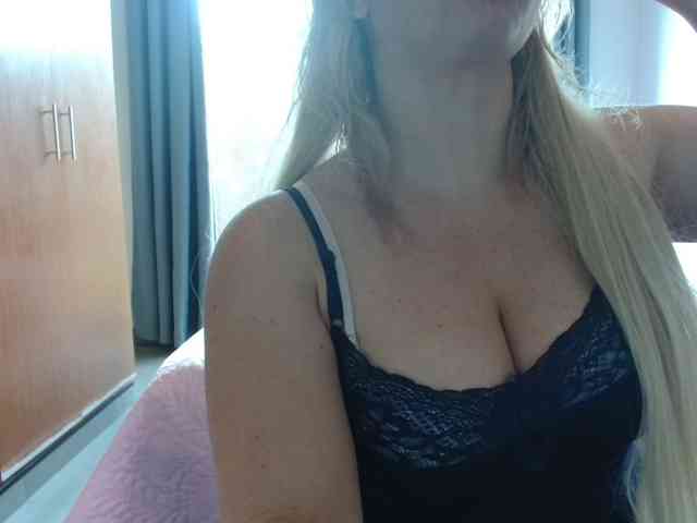 sexymommy77 webcam