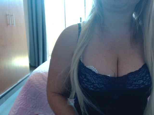 sexymommy77 webcam