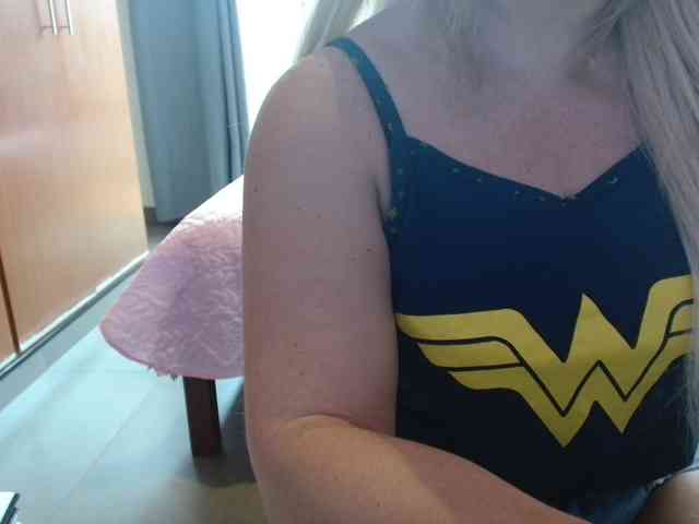sexymommy77 webcam