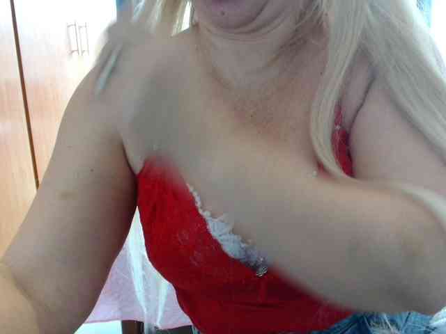 sexymommy77 webcam
