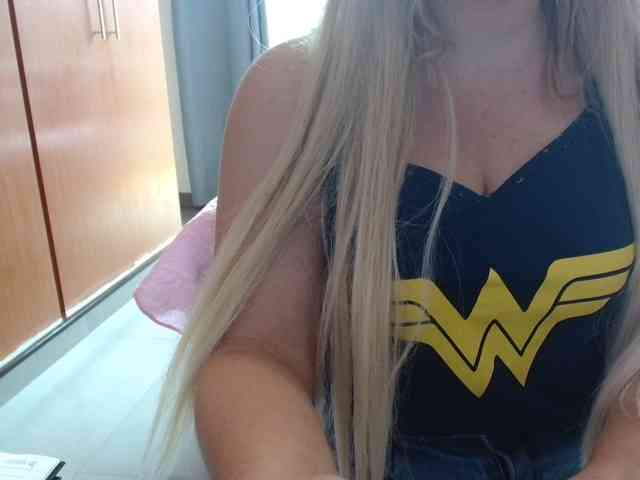 sexymommy77 webcam