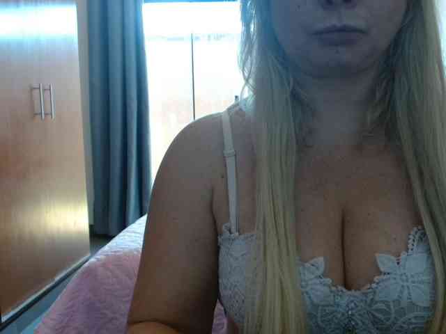 sexymommy77 webcam