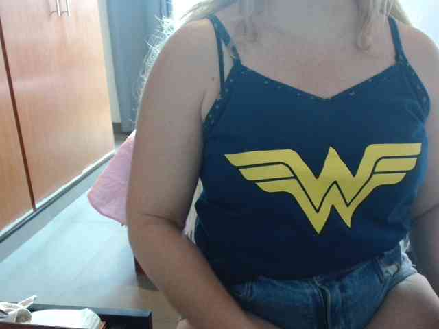 sexymommy77 webcam