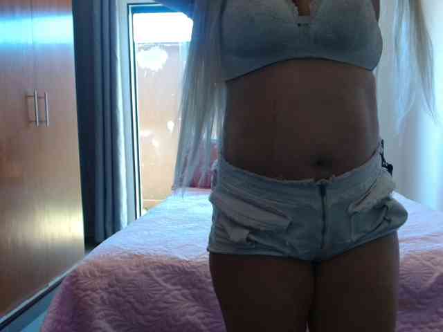 sexymommy77 webcam